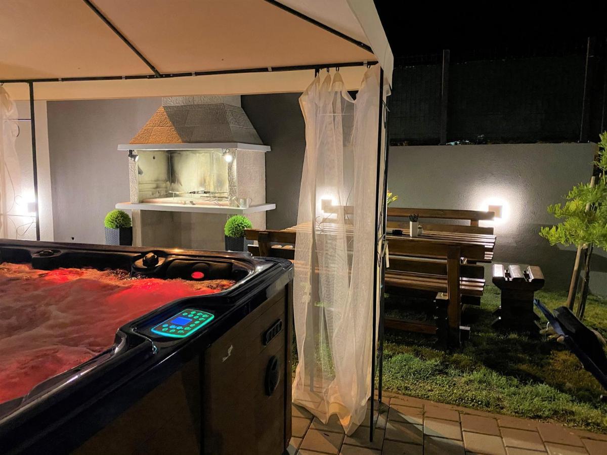 Lux Apartment Sea Shell With Jacuzzi Makarska Buitenkant foto