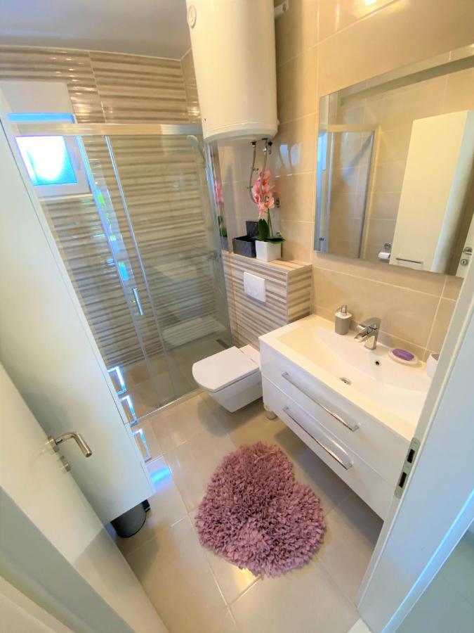 Lux Apartment Sea Shell With Jacuzzi Makarska Buitenkant foto
