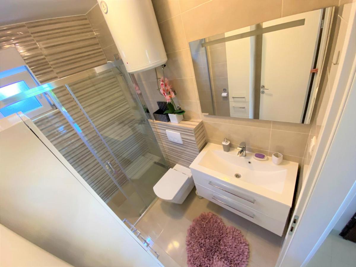 Lux Apartment Sea Shell With Jacuzzi Makarska Buitenkant foto