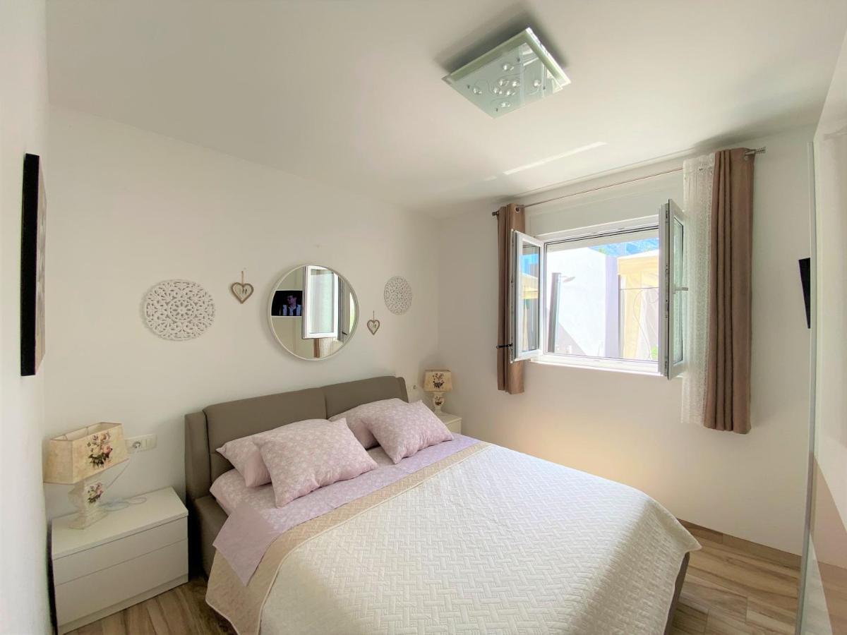 Lux Apartment Sea Shell With Jacuzzi Makarska Buitenkant foto